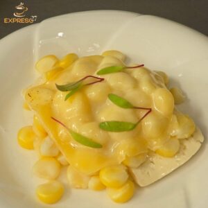 porción de choclo con queso estilo 27