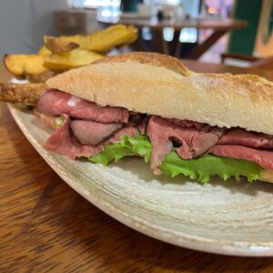 sándwich de roast beef
